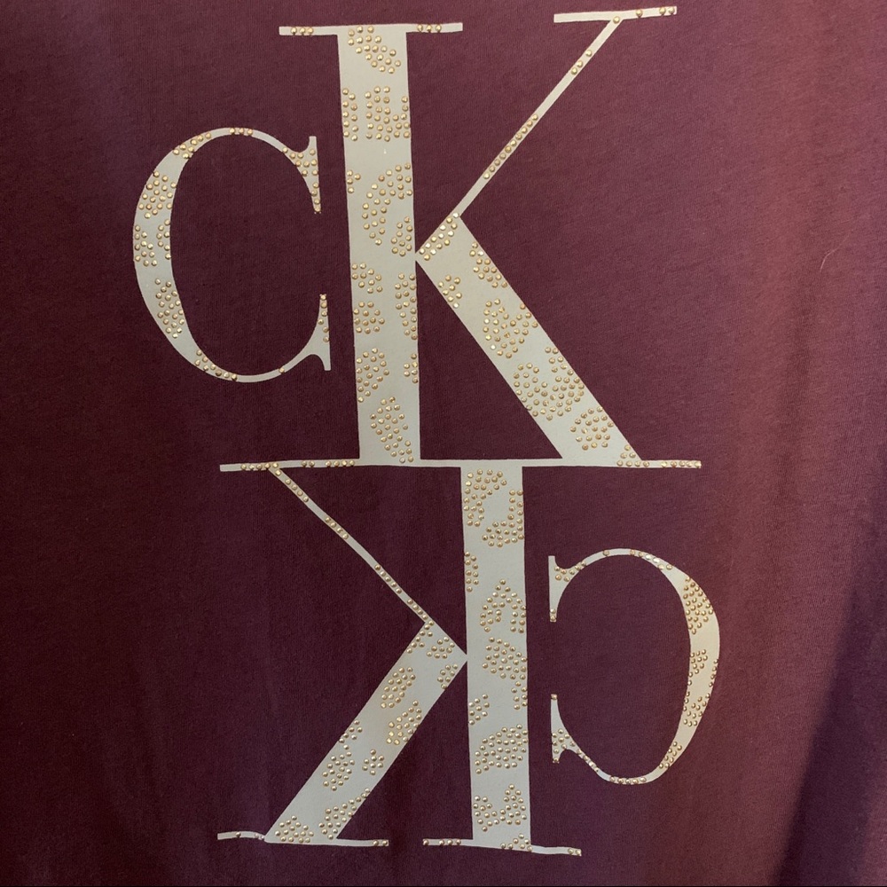 Calvin Klein Jeans burgundy T-shirt - Picture 5 of 7